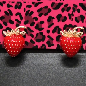 Authentic Lady Red Enamel Strawberry Gold Plated Women Stand Earrings