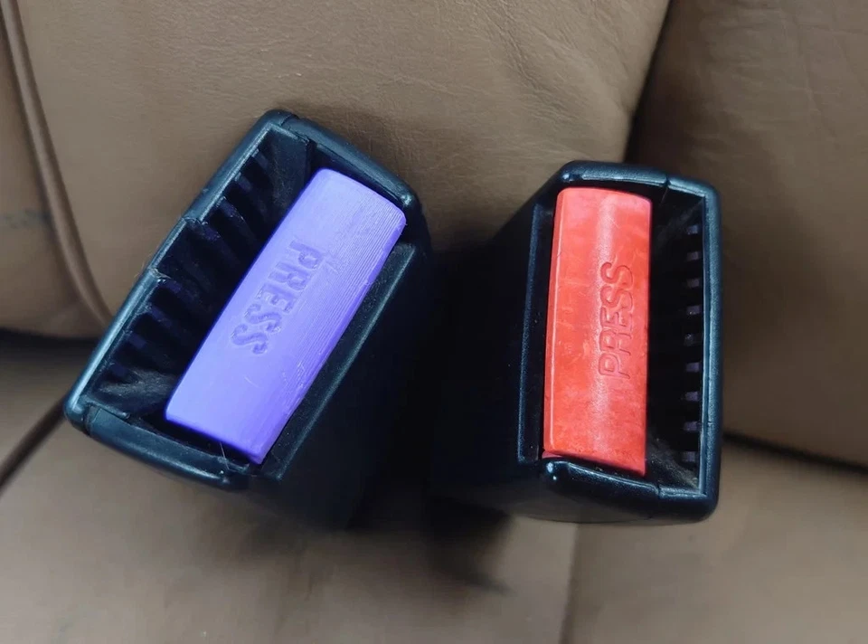 Saab 900, 9000 Cinturón de seguridad Hebilla Liberación Presión Botón Tapa 9188778 Foto 3 de 3