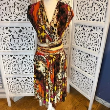 NWT Von Vonni Elegant Patterned ‘Red Jewels Transformer Dress OS