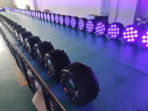 outdoor12x18W Battery Wireless Par Light Waterproof RGBWAUV 6In1 LED Par uplight - Picture 10 of 10