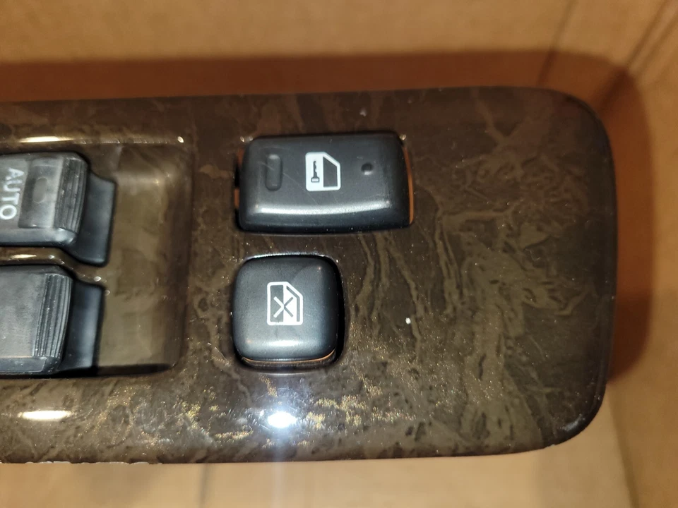 2001-2007 TOYOTA HIGHLANDER MASTER INTERRUPTOR DE JANELA DE ENERGIA GRÃO DE MADEIRA 84040-48050 - Imagem 2 de 4