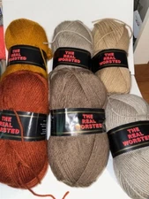 Kertzer Yarn THE REAL WORSTED 100% acrylic - 3.5 oz 100g 201m 220yd made in UK