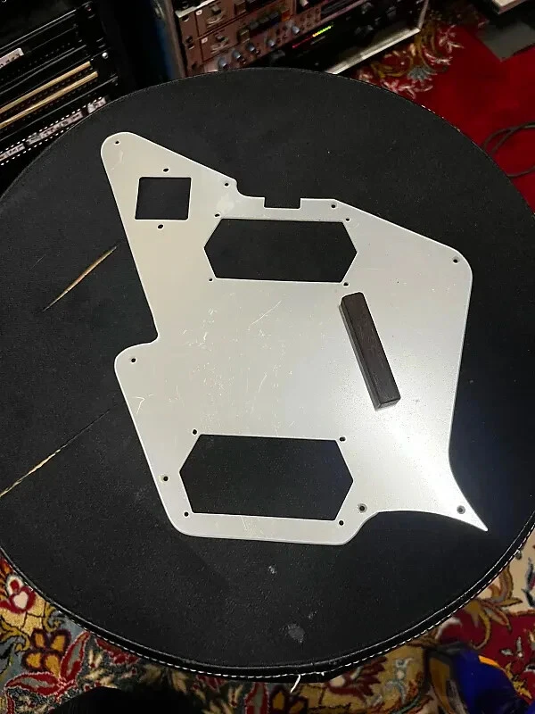Picture 1 of 4