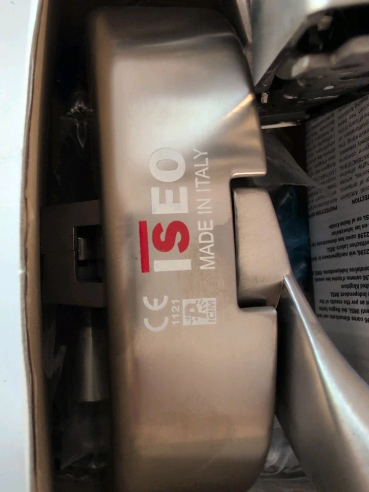 Iseo Idea Bolt Dispositivo Per Barra A Spinta Maniglia Antipanico Argento - Immagine 4 di 4