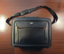 Estuche para portátil Swiss+Gear by Wenger, compatible con puntos de control • en negro con detalles • Nuevo