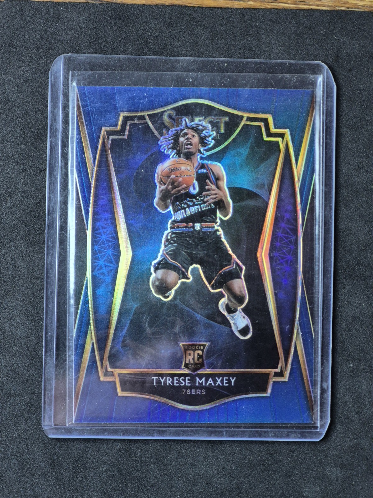 2020-21 Panini Select - Premier Level Tyrese Maxey #174 Blue Prizm (RC)