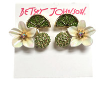 NEW BETSEY JOHNSON GOLD TONE LIME SLICE GREEN BLOSSOM CRYSTALS STUD EARRINGS