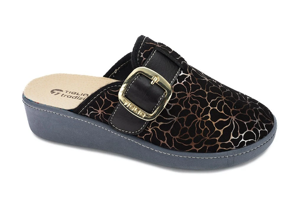 Pantofole Donna in Spugna con Applicazione a Forma di Fiorellino, Suola Poliuretanica Pantofole Donna in Spugna con Applicazione a Forma di Fiorellino, Suola Poliuretanica
