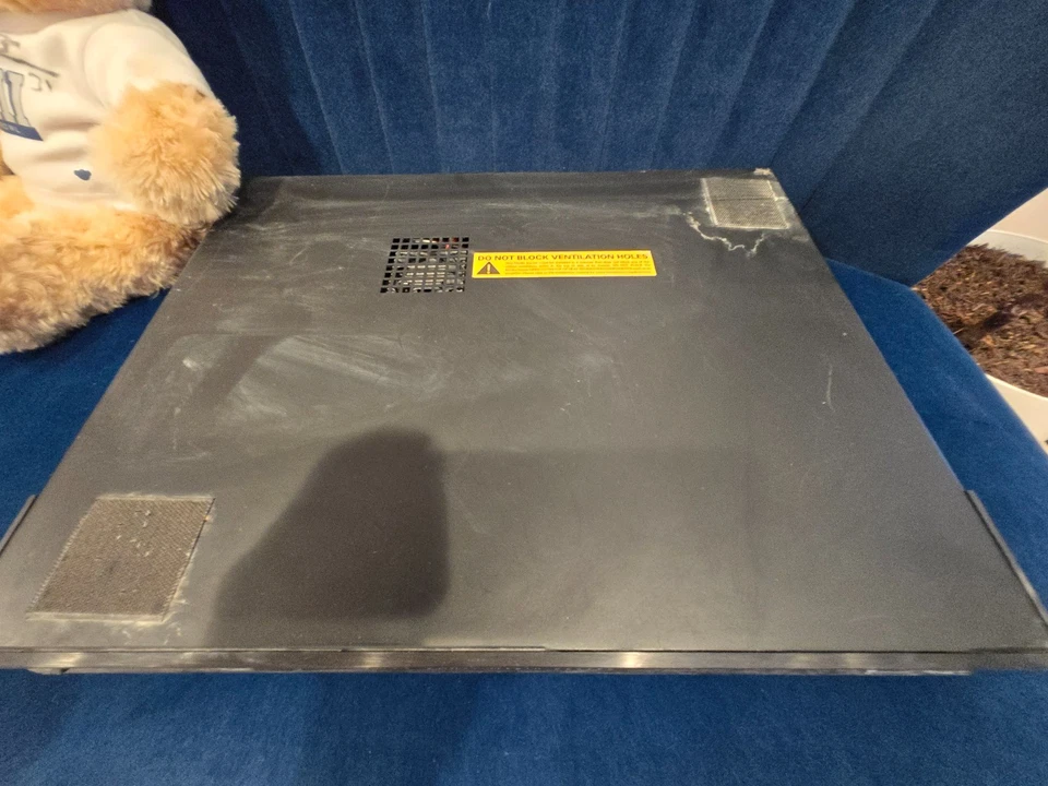 Servidor multimedia inteligente Russound SMS3 (SIN adaptador de corriente) Foto 2 de 3