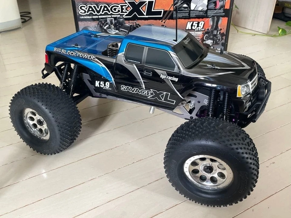 HPI Savage XL K5.9 RC Truck Used With 2.4G Radio 3 Runs MINT w/Accessories set - Image 4 of 4