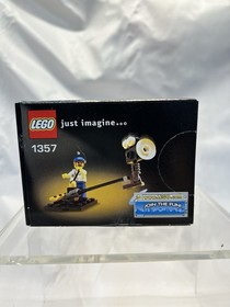 LEGO Studios 1357 Cameraman (2001) NEW Sealed Retired Set &ndash; 20 pcs