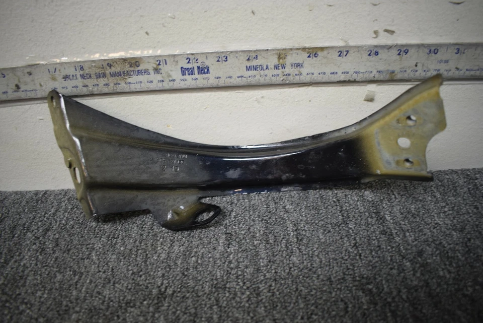 VOLKSWAGEN BEETLE 2012-2019 SOPORTE GUARDABARROS FÁBRICA OEM Foto 4 de 4