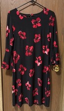 Tommy Hilfiger Women’s Bell 3/4 Sleeve Dress Black Red Flowers Size 8 Pre Owned