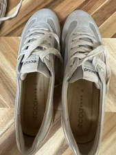 Ecco HydraMax Patent Shoes Womens US 7.5 EU 38 Silver Lace-Up Comfort Sneaker