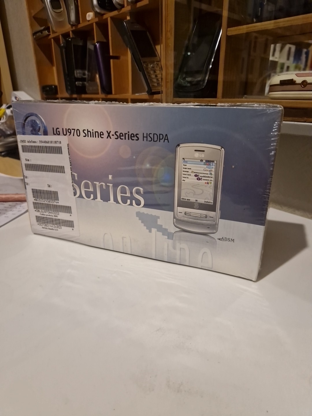 LG U970 SILVER /new/sealed -