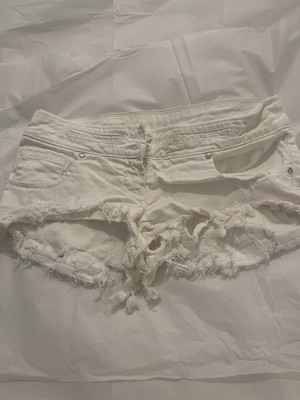 NEW PATRIZIA PEPE MADE IN ITALY WHITE LOW CUT HIPSTER SHORTS SIZE 28