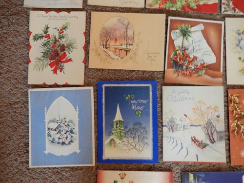 #10, 30 VINTAGE CHRISTMAS CARDS, CAROLERS, WINTER SCENES, GLITTERED, CHURCHES - Picture 3 of 23