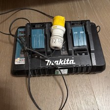 Makita dual 18v battery charger DC18RD