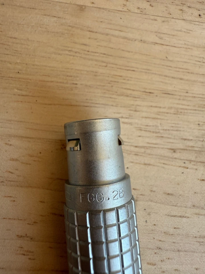 LEMO PFG.2B.309.CLAD72 FGG.2B.309.CLAD72 9 pin connector - male and female pair - Image 3 of 4