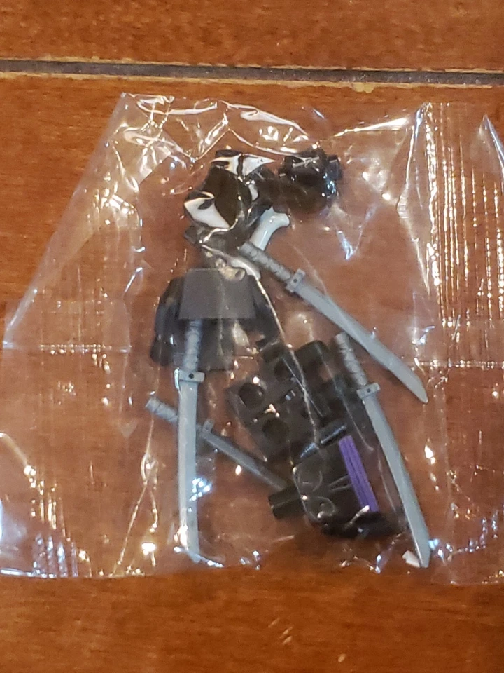 НОВАЯ МИНИФИГУРКА LEGO NINJAGO ЛОРД ГАРМАДОН НАСЛЕДИЕ серебряные катаны - Изображение 3 из 3