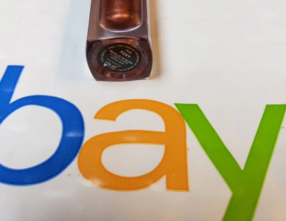 HUDA Beauty Lip Strobe Metallic Lip Gloss Foxy NEW NO BOX - Image 2 of 2