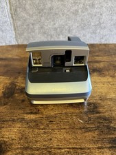 Polaroid One600 Instant Film Camera Silver Gray Uses 600 Film Very Good