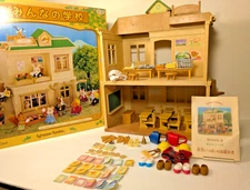 Sylvanian Families Calico Critters Forest School S-24 with Lunch Set, Uniforms