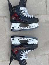 CCM FT890 Junior Ice Hockey Skates Size 5 with Custom JRZ Black Steel Blades