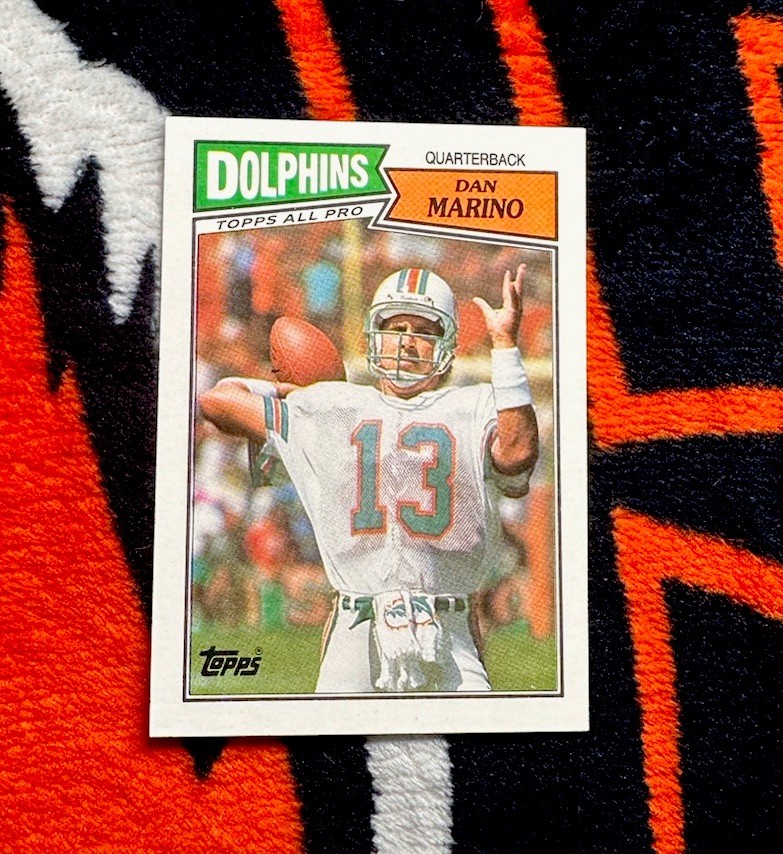 1987 Topps Dan Marino Miami Dolphins 233 NM/MT