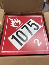(QTY 25) 1075 Flammable Gas Hazmat Placard Rigid Vinyl