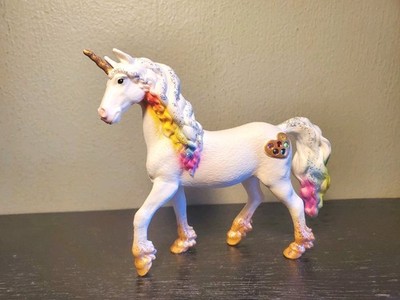 Schleich UNICORN Figure 2021 Glitter Rhinestone Heart Rainbow Stallion Bayala