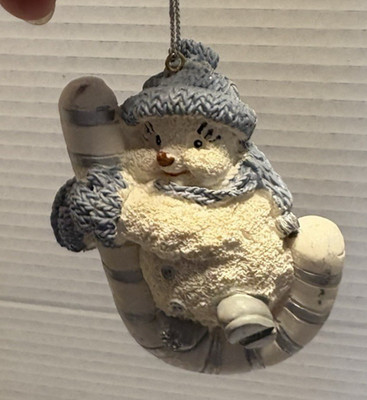 Encore Christmas - Snow Buddies Swinging on a Candy Cane - Approx. 3'' Ornament
