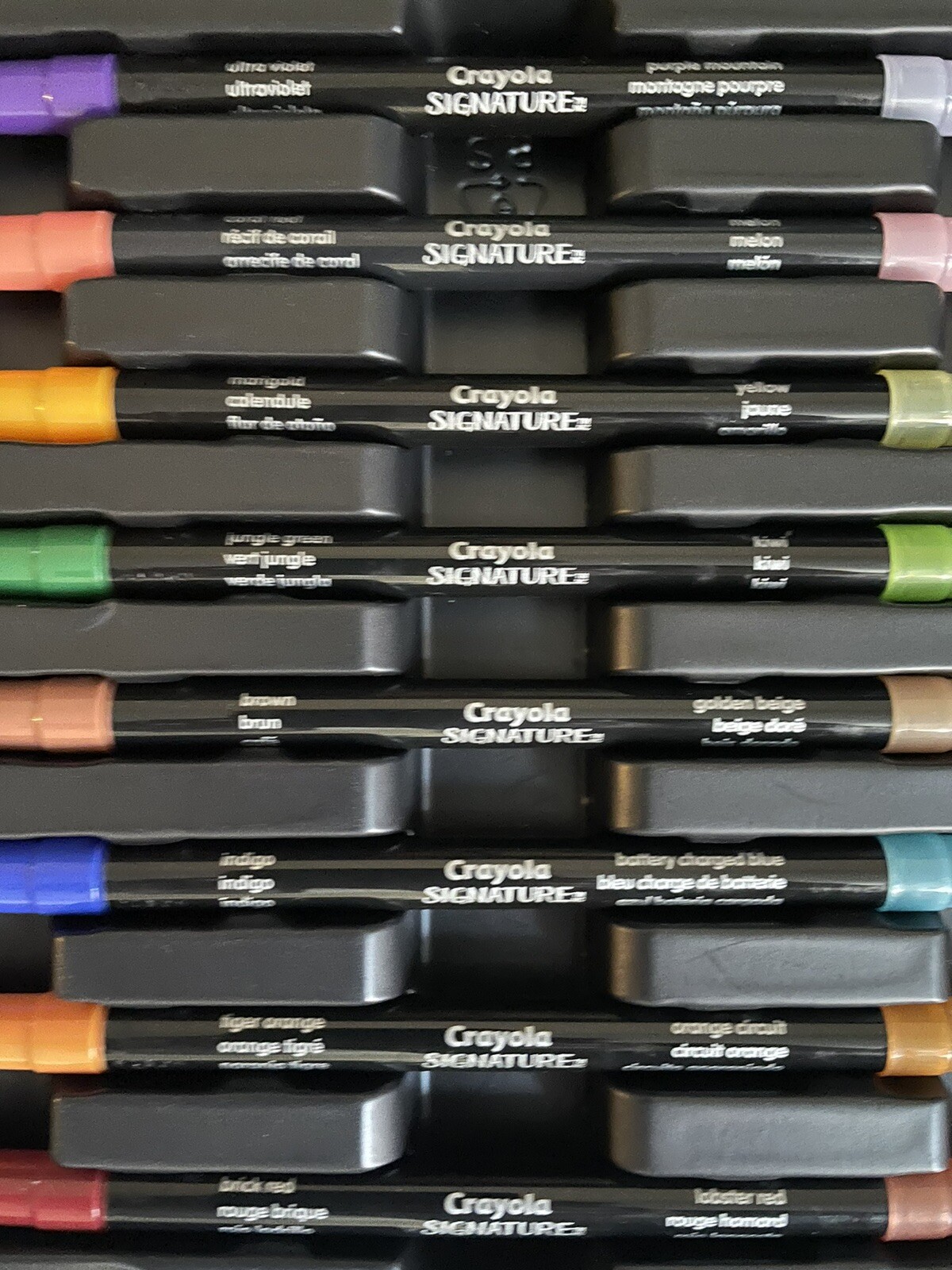 Crayola Signature 16 Vibrant Colors Brush Detail Dual-Tip Markers Collector Tin
