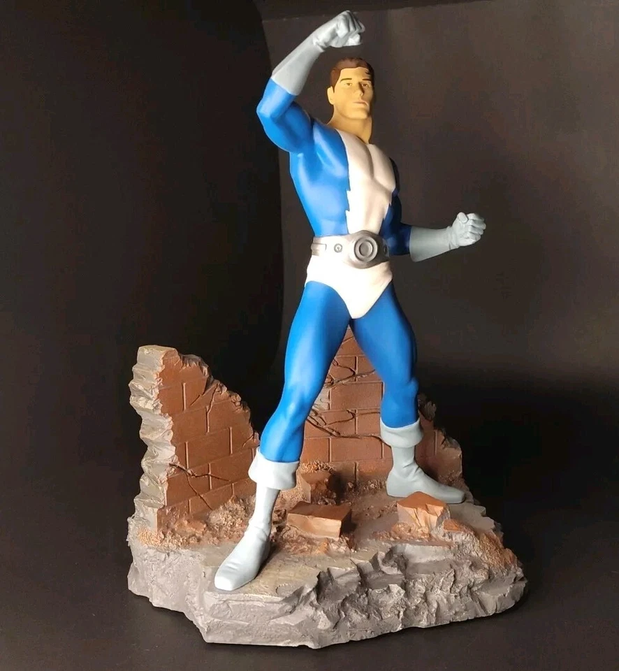 Thunder Agents DYNAMO Limited Edition Statue 116/500 DC Direct NIB RARE - Image 3 of 4