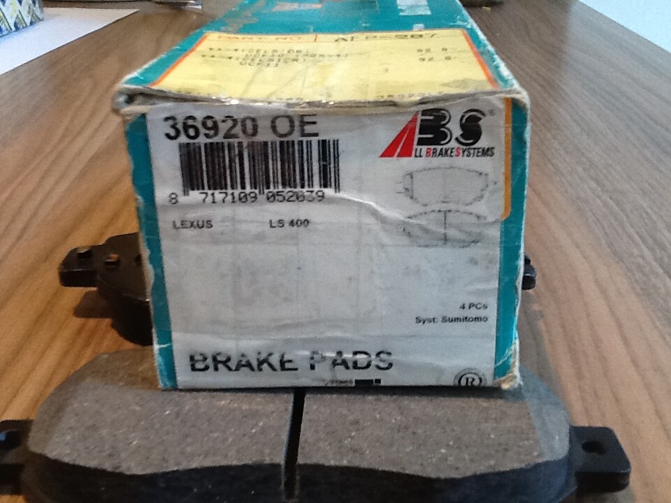 BRAKE PADS SET BRAKE PAD FRONT ABS 36920 NEW OE REPLACEMENT FITS LS400