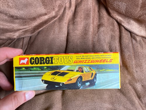 Corgi Toys 388 Mercedes-Benz C111 - Picture 5 of 13
