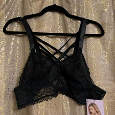 Seven Til Midnight Black Strappy Back Lace Bralette 1X/2X NWT