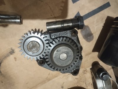 Case SR200 Oil Pump Assembly  Iveco F5C