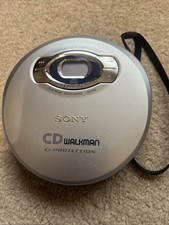 SONY Walkman Portable CD Player G-Protection Discman Silver D-EJ611-Parts/Repair