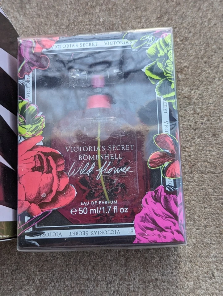 Lote VICTORIA'S SECRET PERFUME EAU FLOR SALVAJE ESCANDALOSO Y SALVAJE 1,7 oz 50 ml NUEVO Foto 3 de 4