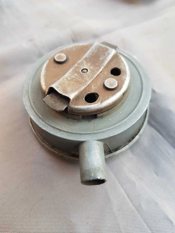 Simca 1000 Bertone Coupè Aronde P60 Rally aceite tapa motor Matra Bagheera GC 1300 Foto 2 de 4