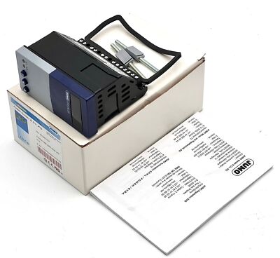 JUMO 702042/88-888-000-23/210 AC 110 to 240V Compact Regulator -Unused/Original Box-
