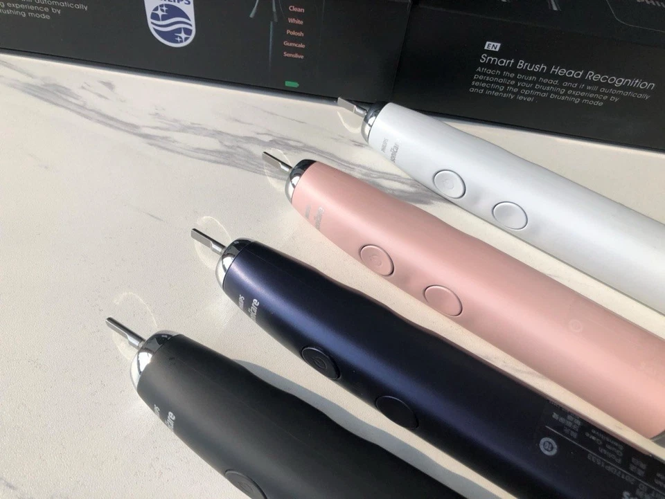 Philips Sonicare 9900 Prestige Spazzolino Elettrico con SenseIQ Sigillato - Immagine 4 di 4