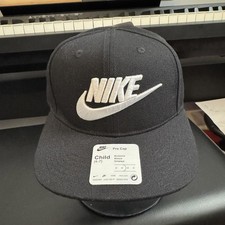 New with tags Black and white Nike child cap size 4-7 skater