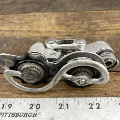 Paire de Manettes de Dérailleur HURET Vintage Aluminium - V 12,90 Paire de Manettes de Dérailleur HURET Vintage Aluminium - V 12,90