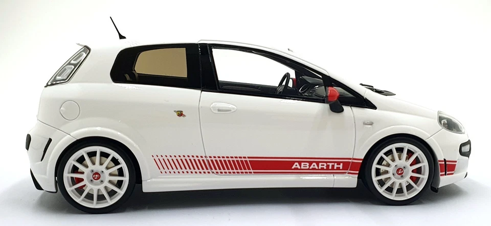 Modelos Otto escala 1/18 resina OT460 - Fiat Punto Evo Abarth Esseesse - blanco Foto 3 de 4