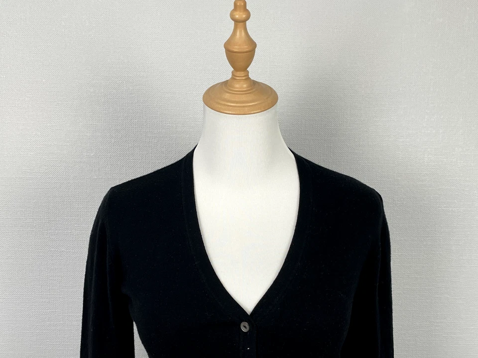 Weekend Max Mara Long Sleeve V-Neck Button Cardigan Blouse Black Size S - Image 2 of 4