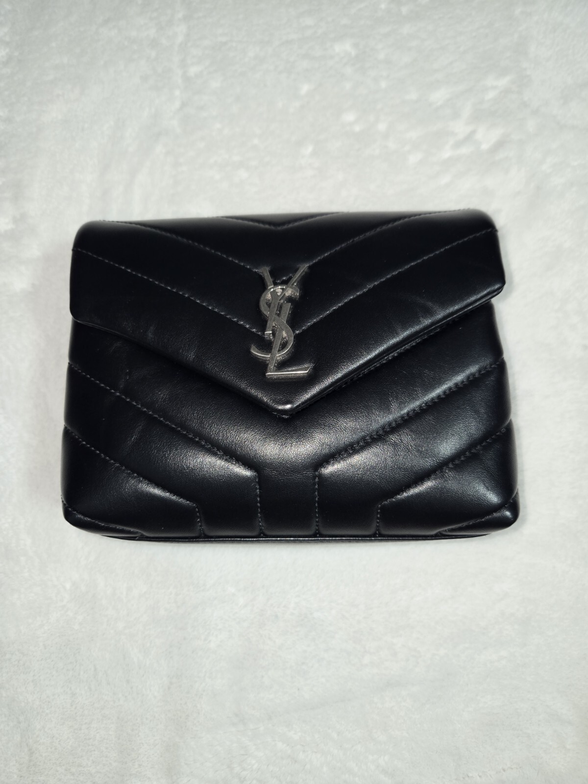 SAINT LAURENT Ysl Giocattolo Loulou Nero Con Hardware Argento
