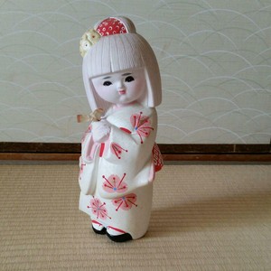 japanese ceramic dolls