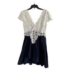 WINDSOR Women’s/Junior’s Navy Blue/White Lace Fit-Flare PROM Formal Dress-MEDIUM